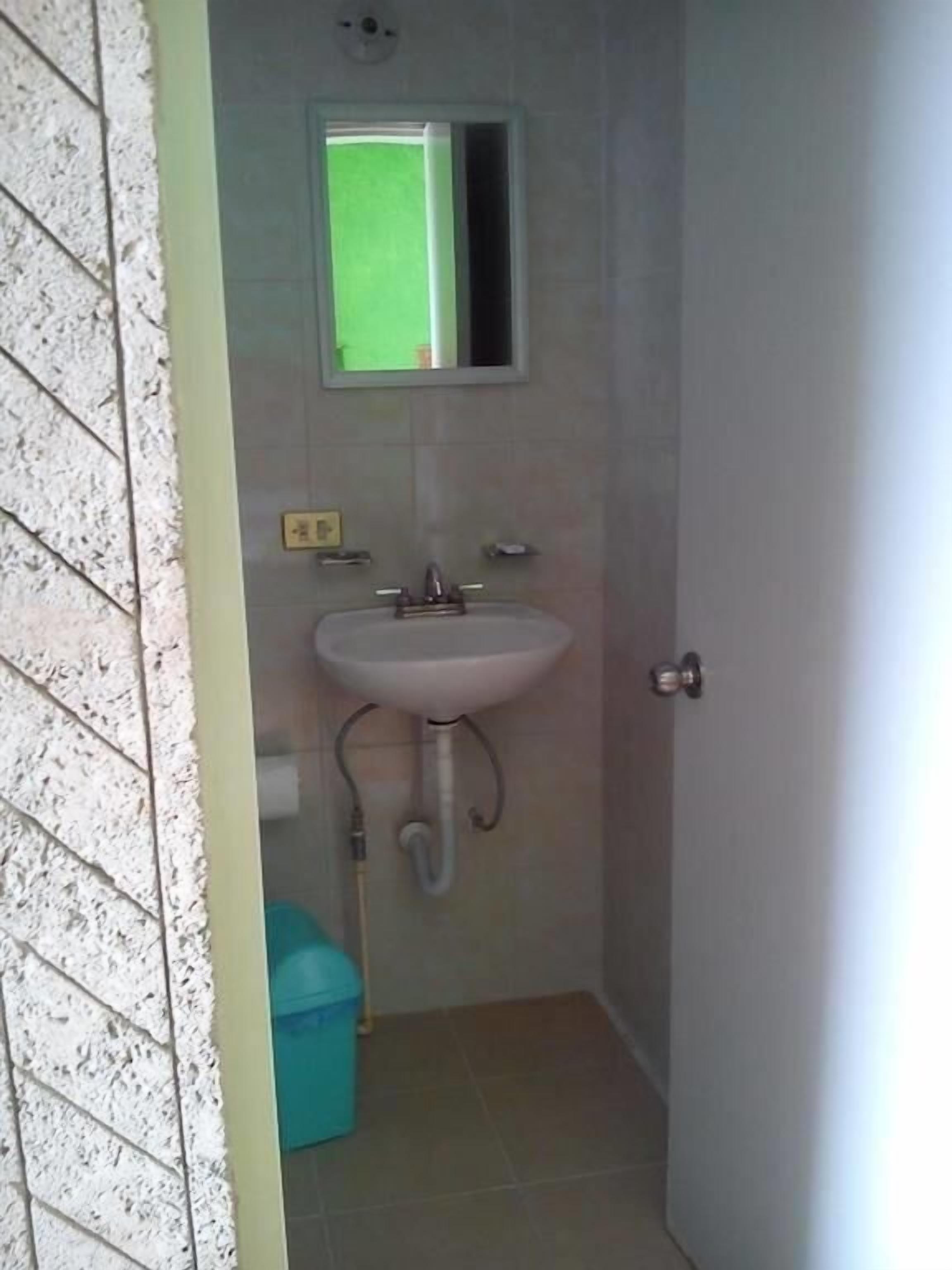 Habitación doble estándar | Lavabo en el baño