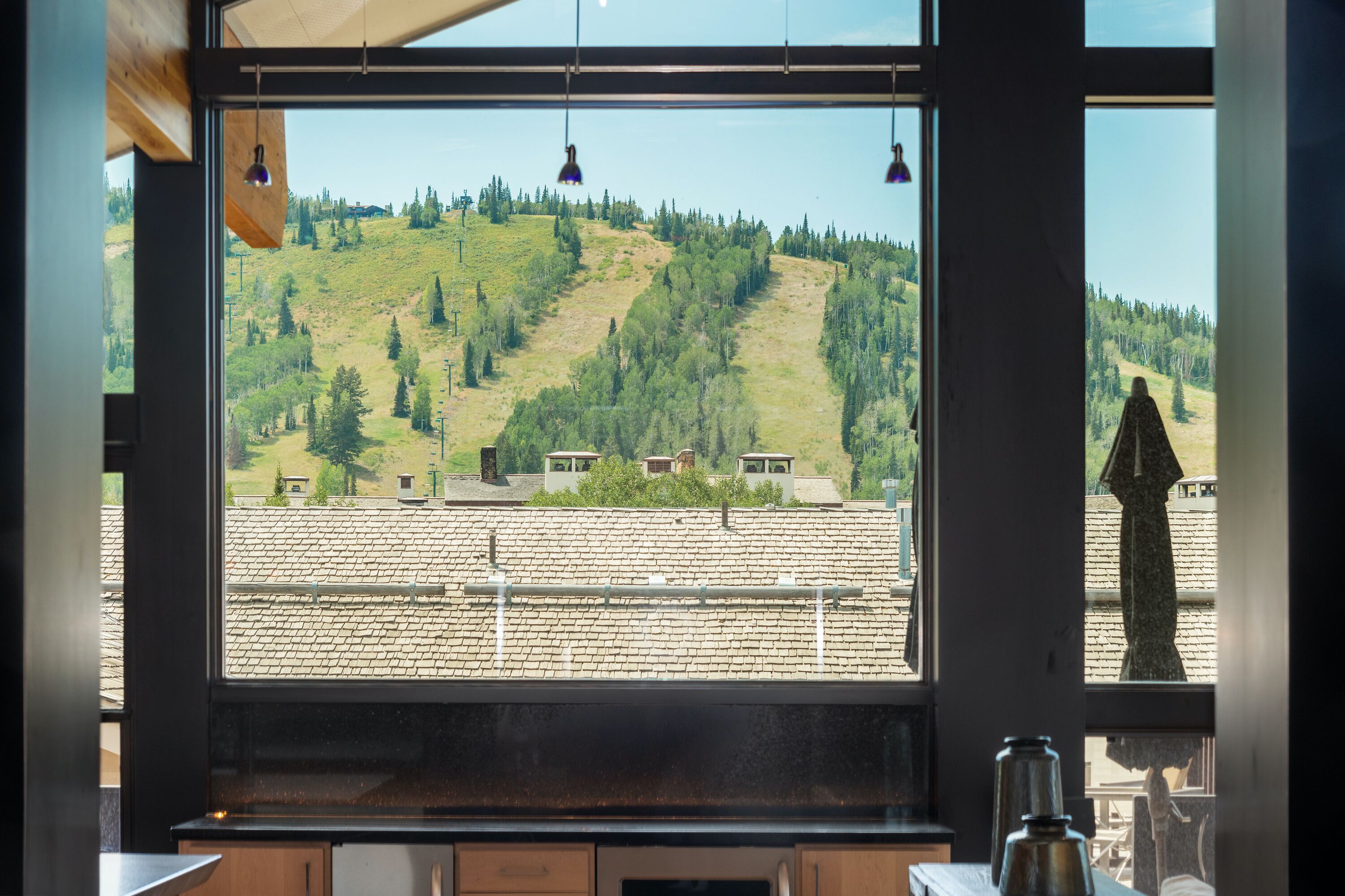 ลักซ์ชัวรี่คอนโด | วิวภูเขา