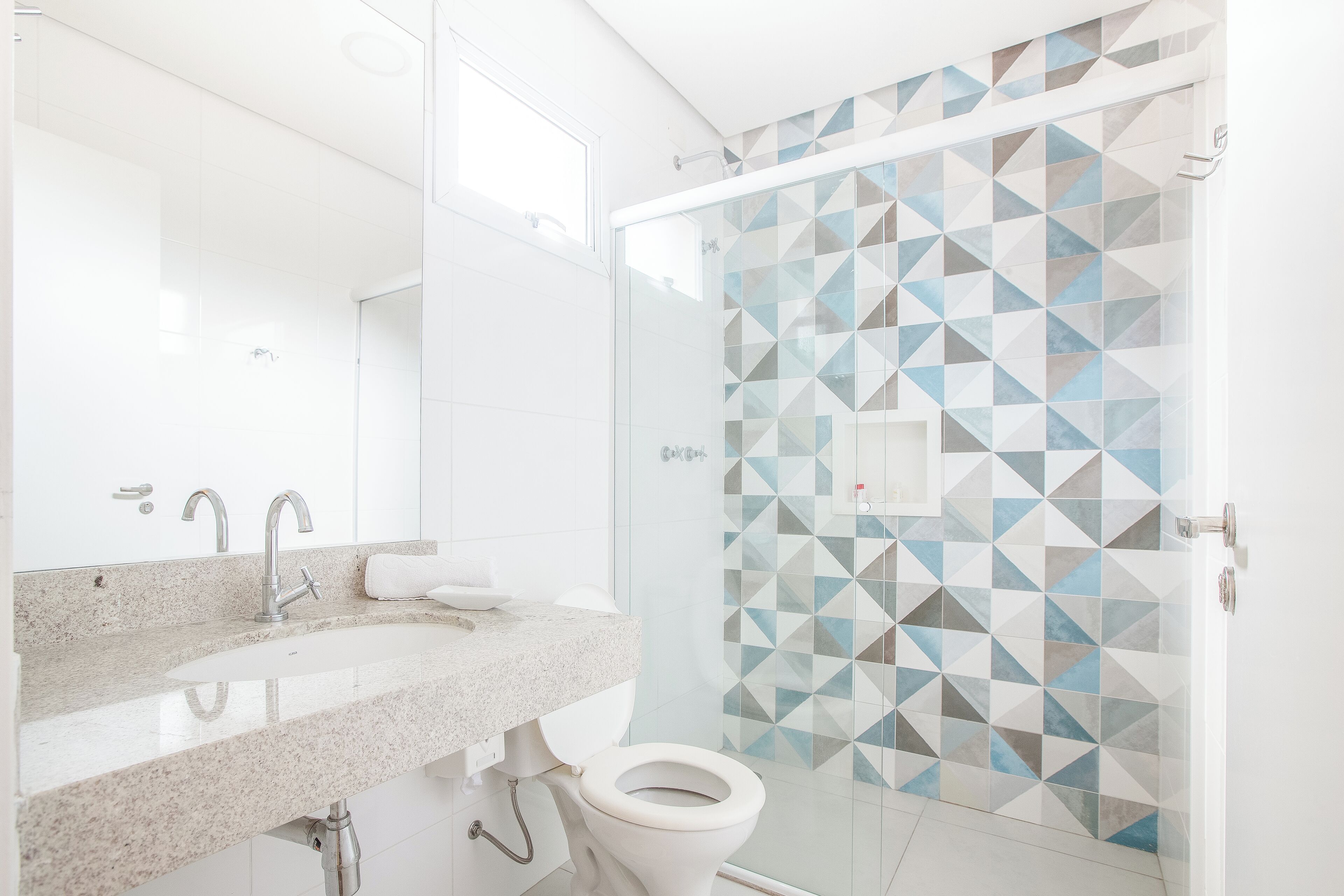 free toiletries, towels, soap, shampoo