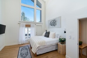 3 室のベッドルーム、WiFi