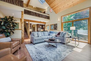 TV, fireplace - Foxtail Gardens | Heart of Breck | View | Hot Tub (Breckenridge)