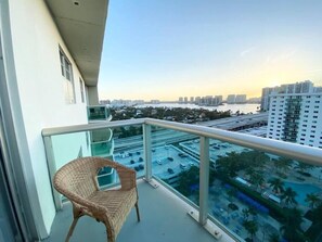 Property grounds - 2BR condo across w/ pool & tennis (Sunny Isles)