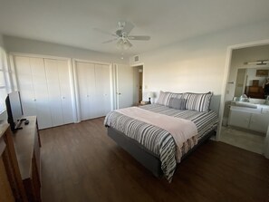 2 soverom, safe på rommet, strykejern/-brett og wi-fi