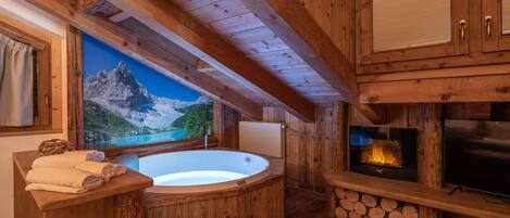 واي فاي مجانًا وملاءات أسرّة