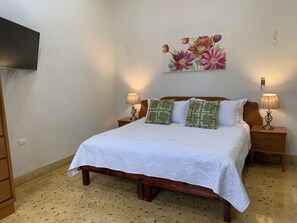 2 bedrooms, in-room safe, iron/ironing board, free WiFi