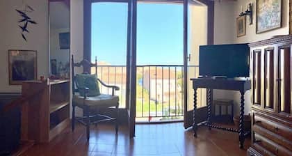 Charmant 2 piĂšces en centre-ville - vue mer - vue sur le port