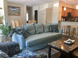 Hus | Oppholdsrom | TV