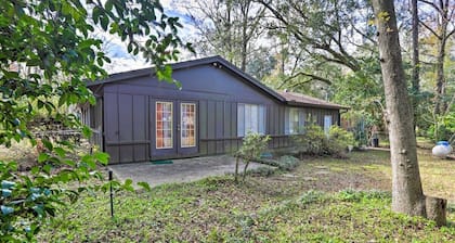 Spacious, Exquisite 4-bed Home Near FSU and TCC
