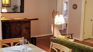 House (Spacious, homey 2-bedroom in Chattano) | Private kitchen | Fridge, microwave, coffee/tea maker