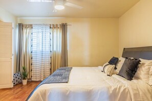 House | 3 bedrooms, desk, free WiFi - Oakland's Coffee-tea House (Oakland)