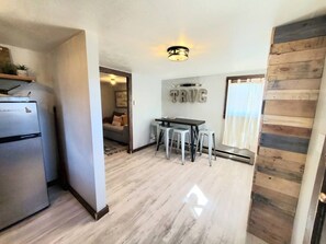 Interior - The Rustic Valley Cabin (Challis)