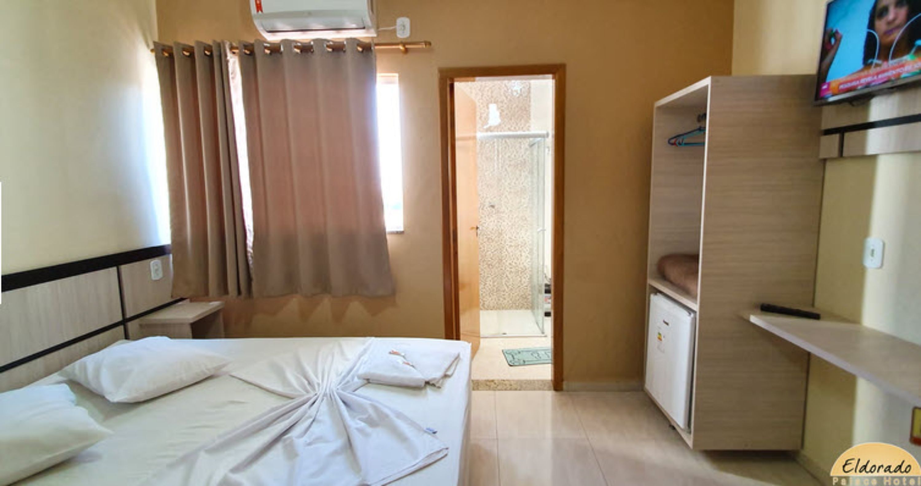 1 bedroom, minibar, free wifi, bed sheets