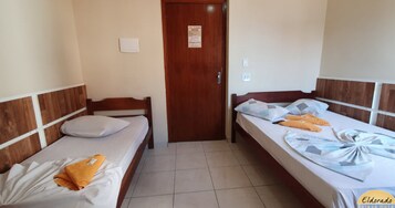 Minibar, wifi gratis, ropa de cama