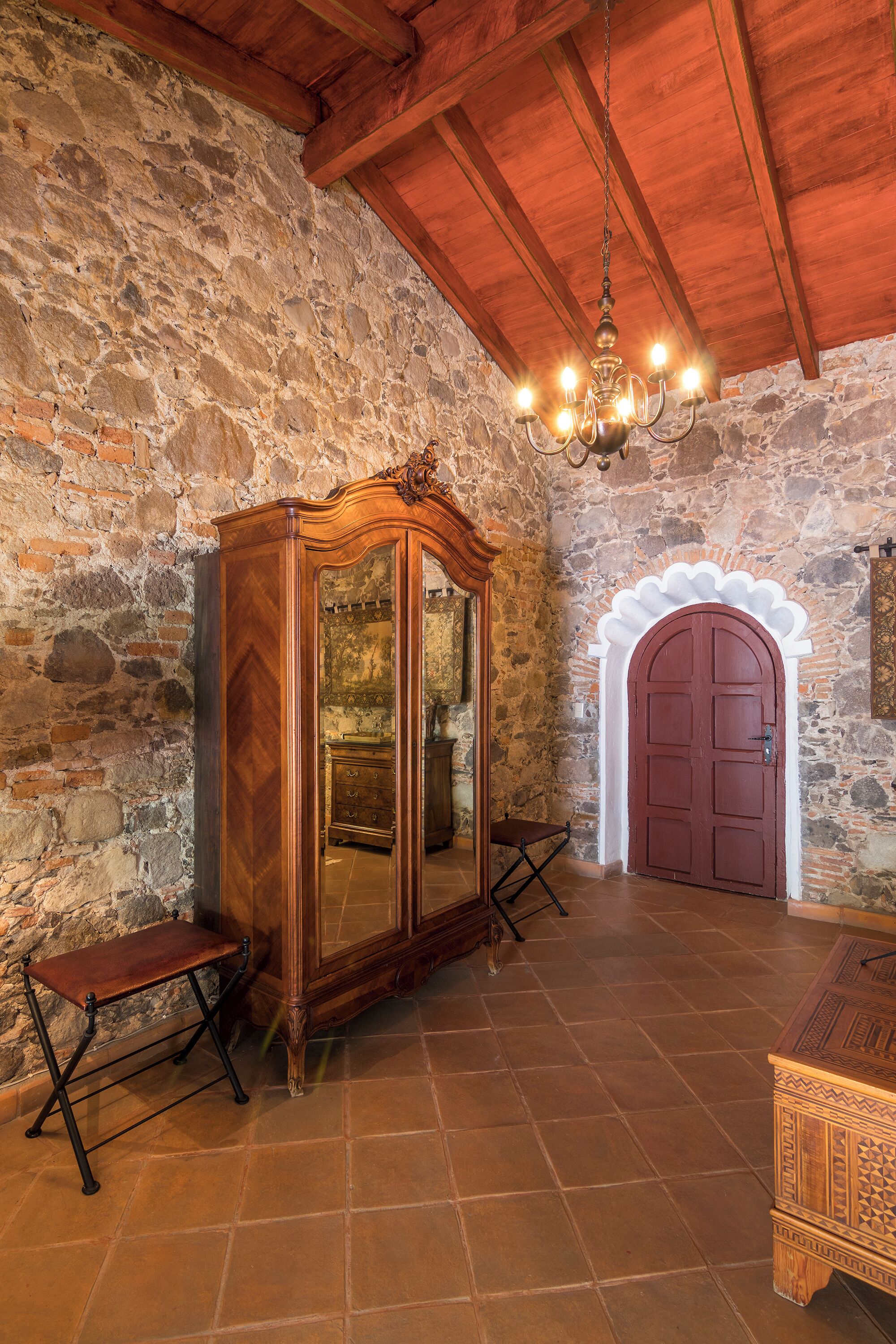 premium room | 1 bedroom, egyptian cotton sheets, premium bedding, in-room safe