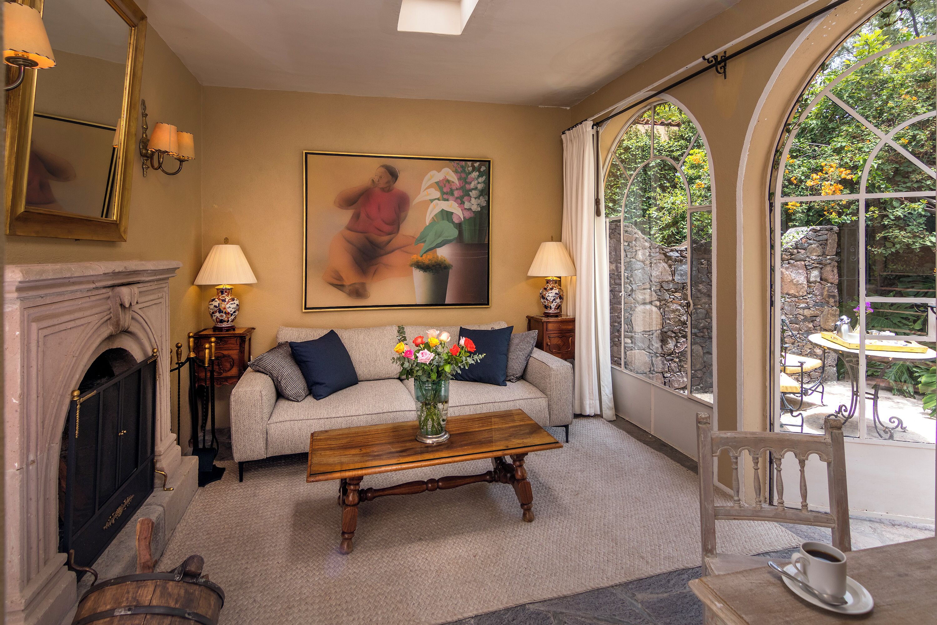 signature room, 1 king bed | living area | fireplace