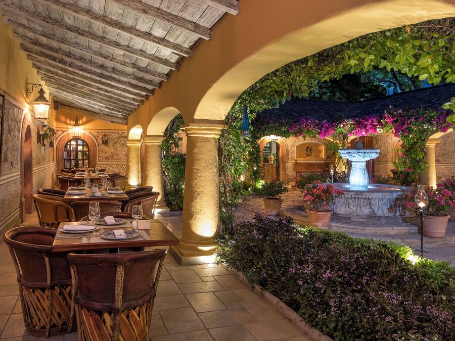 Breakfast and lunch served, Mexican cuisine