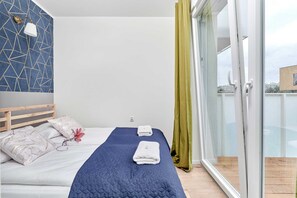 1 bedroom, iron/ironing board, WiFi, bed sheets