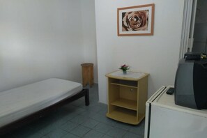 Habitación individual | Wifi gratis y ropa de cama