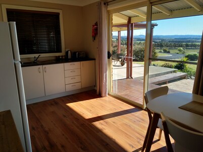 Parkesbourne Farmstay