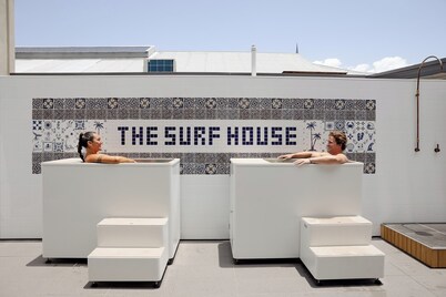 The Surf House - Hostel