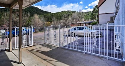 Black Hills Haven | The Summit Lodge – Units 1 & 2 · 4BR Vensérra Retreat near Mount Rushmore