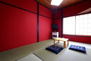 Japanese Style Room for 3 People, Non Smoking | Free WiFi