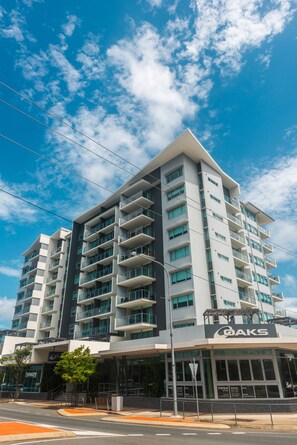 Front of property - Airtrip Apartments on River Street (Mackay)