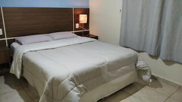 2 quartos, escrivaninha, ferros/tábuas de passar roupa, Wi-Fi