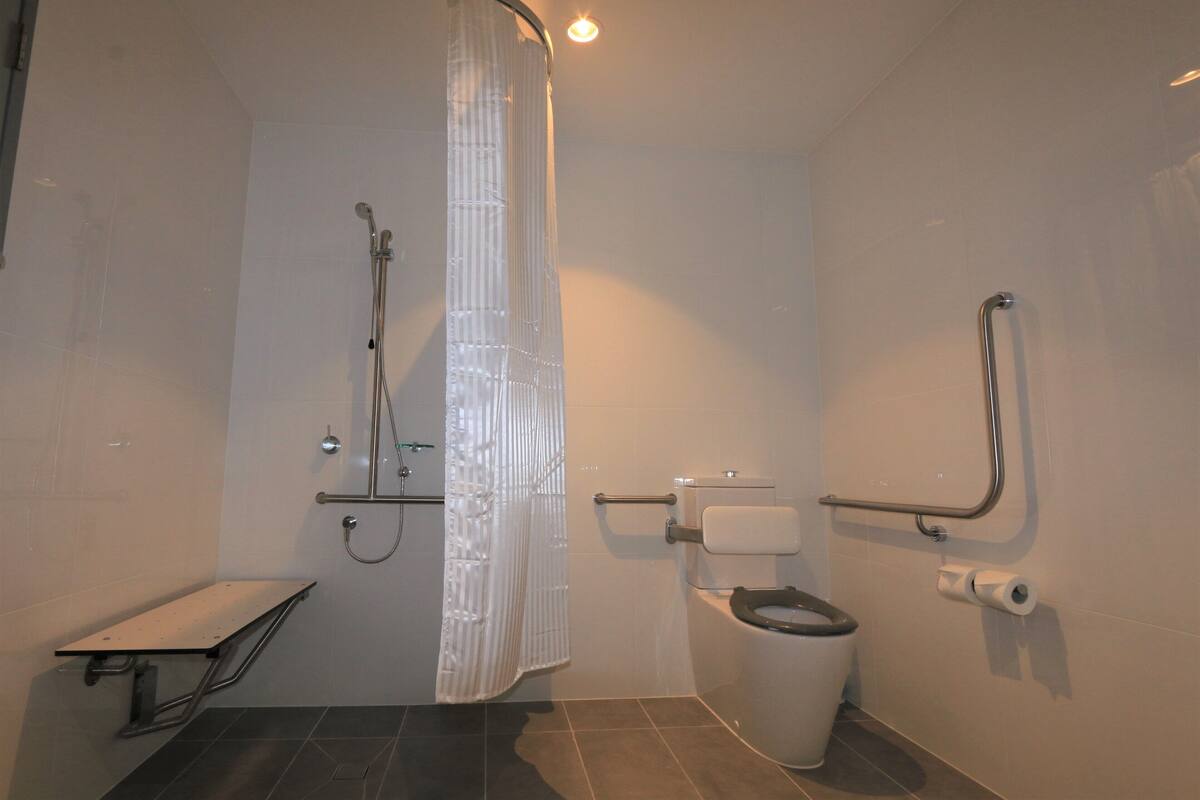 Zimmer (Accessible) | Badezimmer