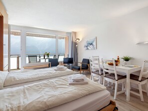2 bedrooms, desk, free internet - Promenade Apt 109 & Apt 110 by Interhome (Arosa)