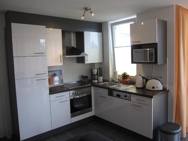 Apartment (Möwennest 8) | Eigene Küche | Kühlschrank