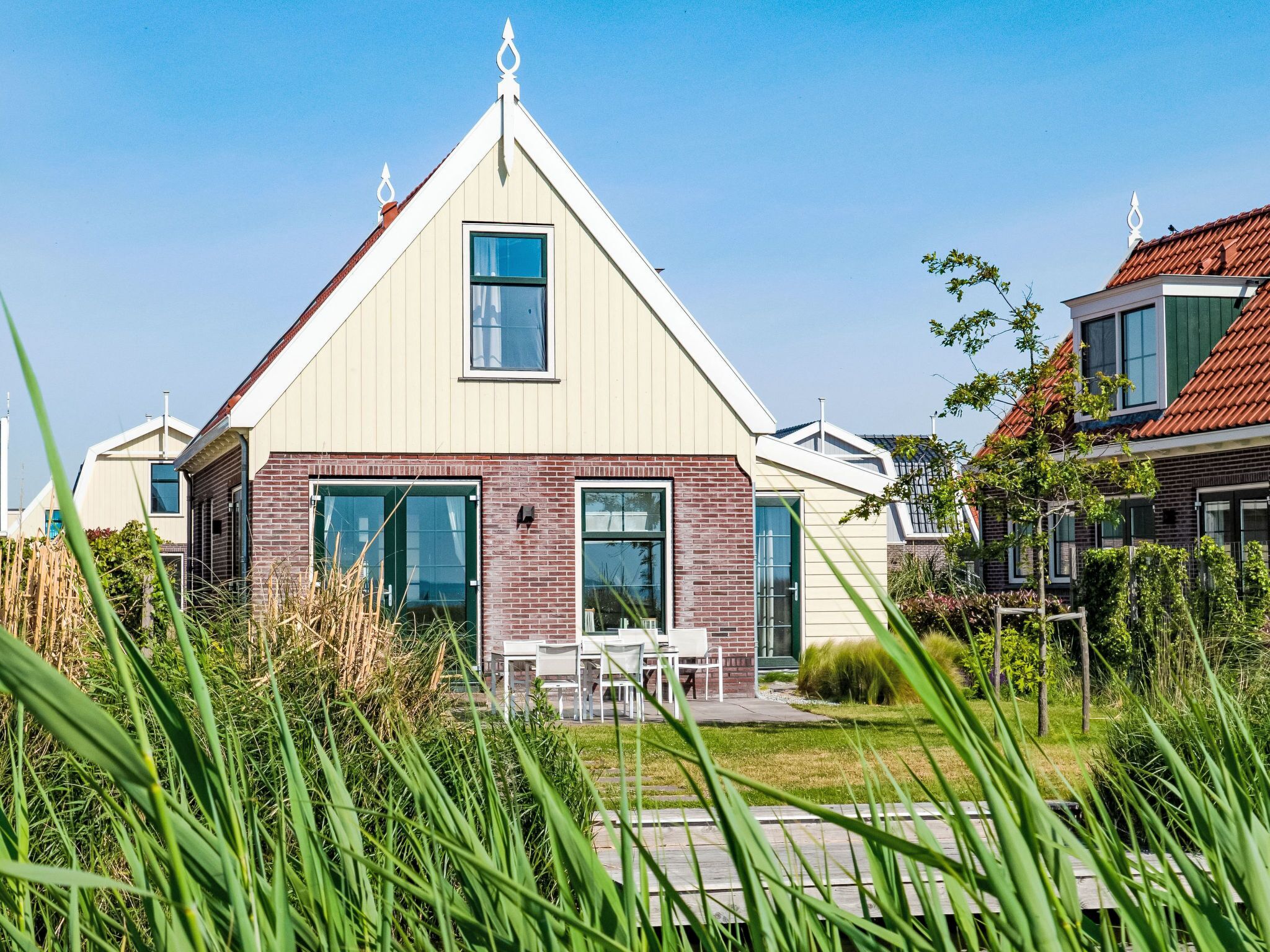 Florijn 6 by Interhome