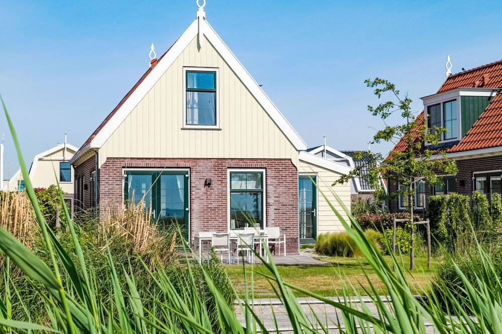 Florijn 6 by Interhome