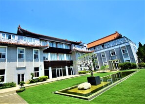 Fachada de la propiedad