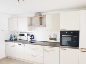 Fridge, microwave, oven, dishwasher