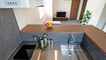 1 Bedroom Apartment (M type), Non Smoking | Private kitchenette | Fridge, microwave, stovetop, electric kettle