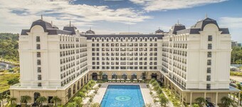 Vinholidays Fiesta Phu Quoc