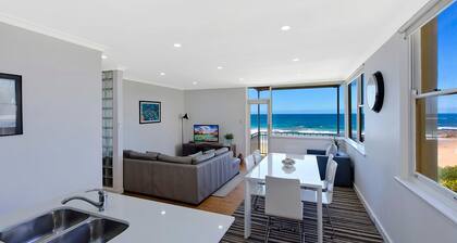 Golden Sands 1 - Absolute Beachfront