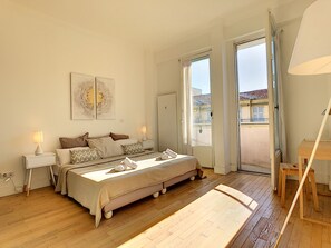 2 bedrooms, iron/ironing board