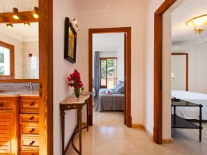 4 sovrum, strykjärn/strykbräda, resesäng och gratis wi-fi