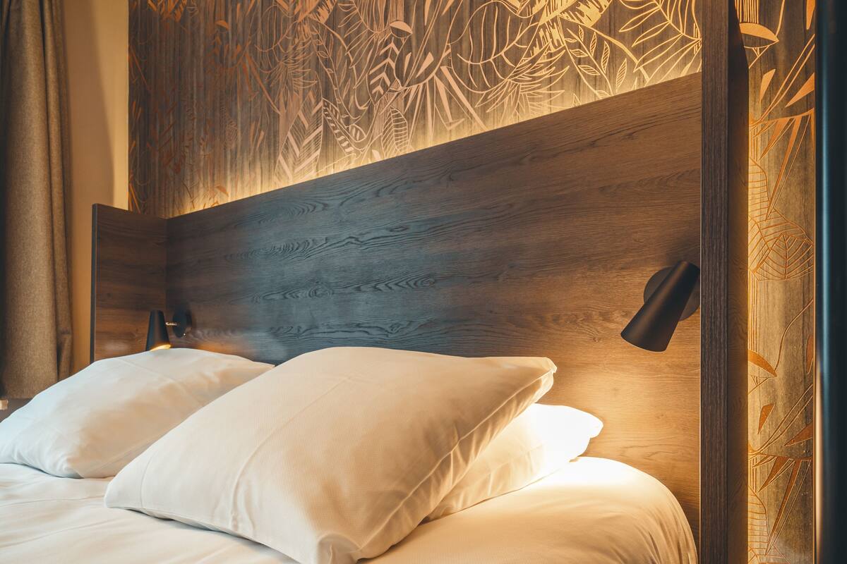 double room with small balcony | 1 bedroom, free wifi