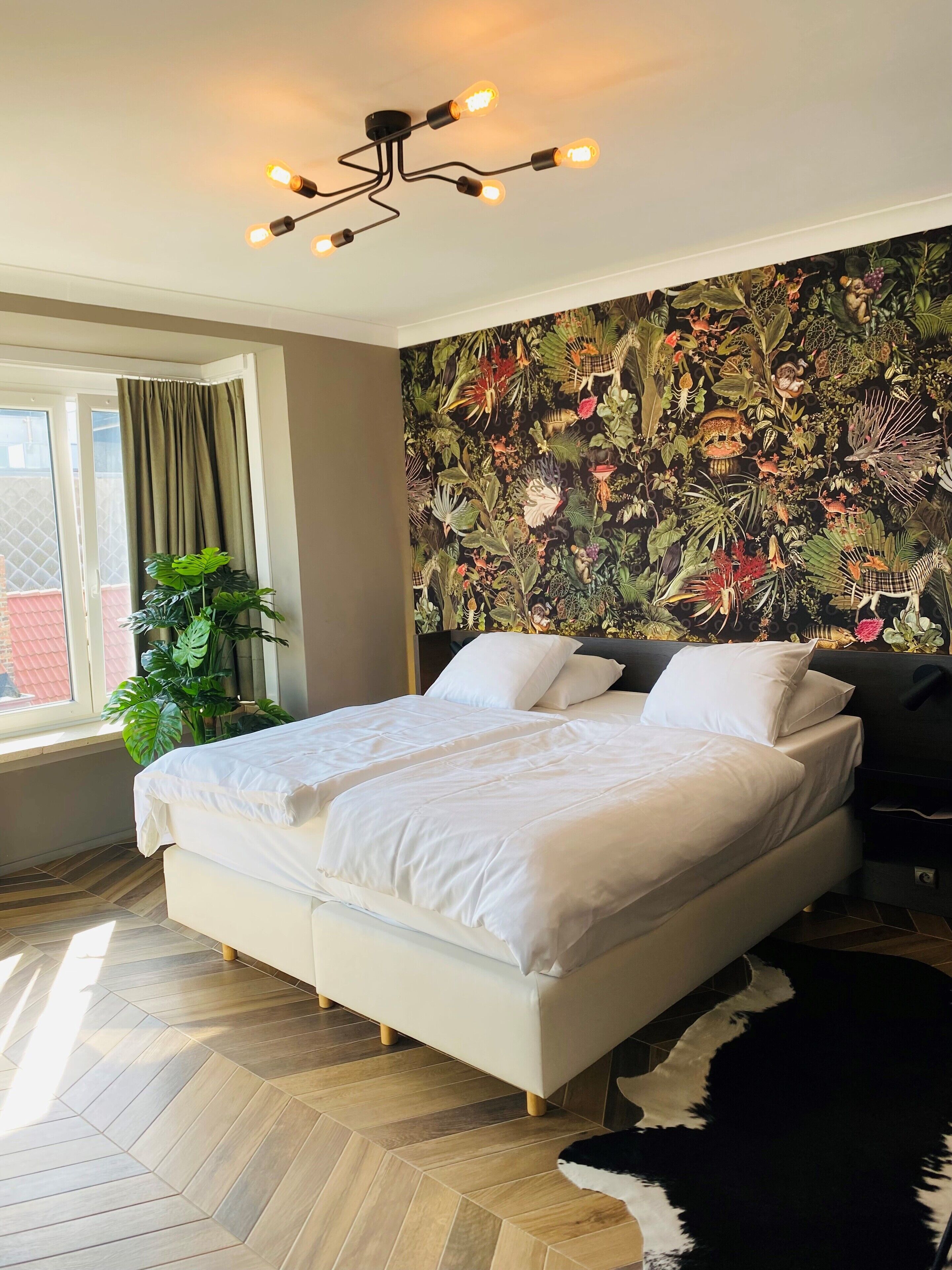 grand room | 1 bedroom, free wifi