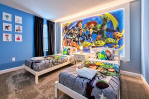 7 bedrooms, individually decorated, individually furnished
