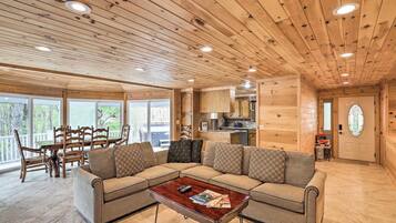 Smart TV, fireplace, DVD player