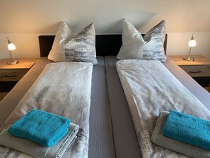 2 Schlafzimmer, Bügeleisen/Bügelbrett, kostenloses WLAN, Bettwäsche