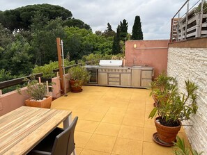 Outdoor dining - Dream flat with sea view and roof terrace in the centre of St. Tropez (Saint-Tropez)