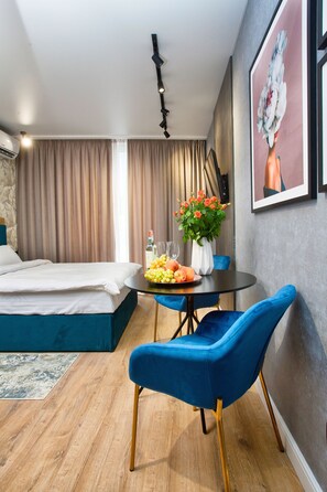 Room - Allurapart Мalahyt (Kyiv)