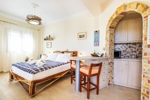 1 bedroom, iron/ironing board, free WiFi, bed sheets