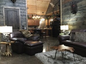 Smart-TV, peis, videospill og fotballspill