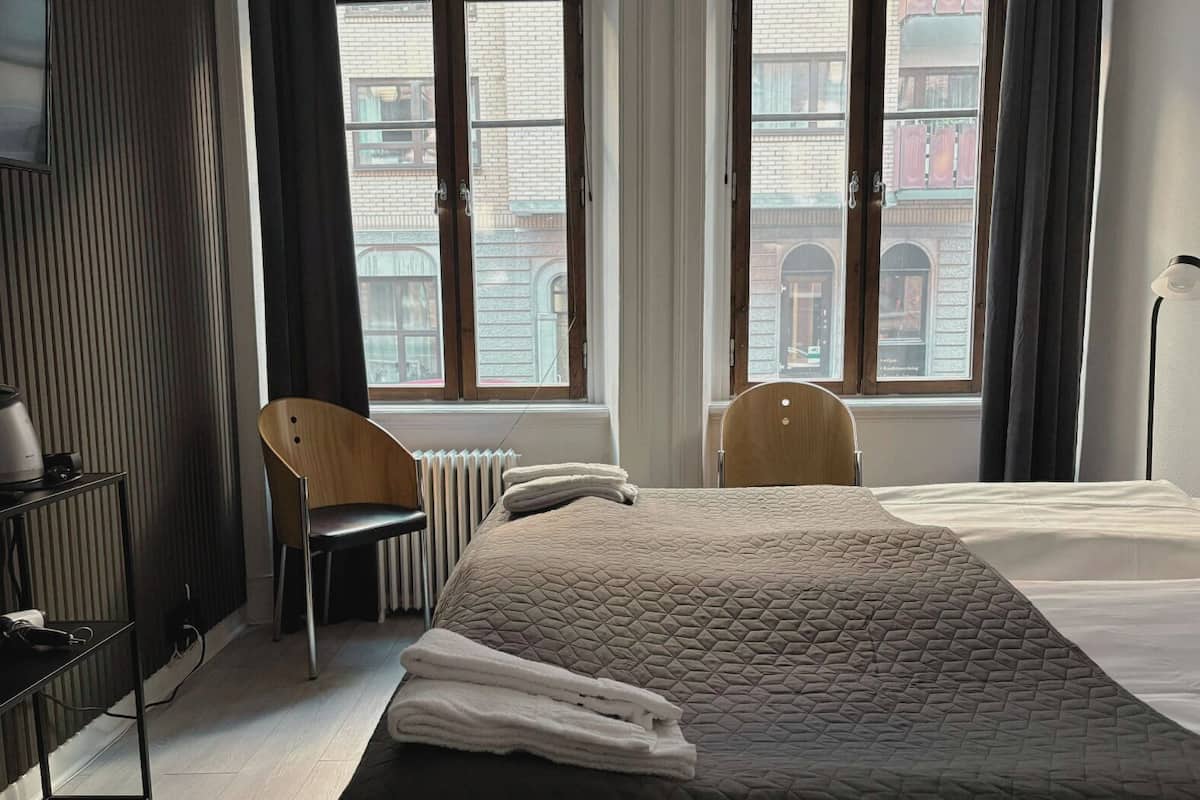 1 habitación, ropa de cama hipoalergénica, wifi gratis y ropa de cama